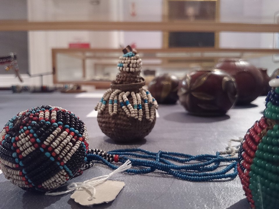 Historical snuff containers by unidentified Nguni artists from south-east Africa, late nineteenth century, held by Iziko Museums